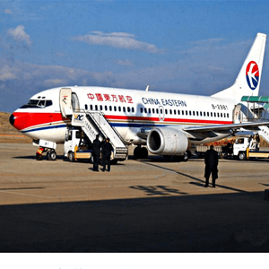 德宏机场物流航空快运业稳步发展的原因是什么？